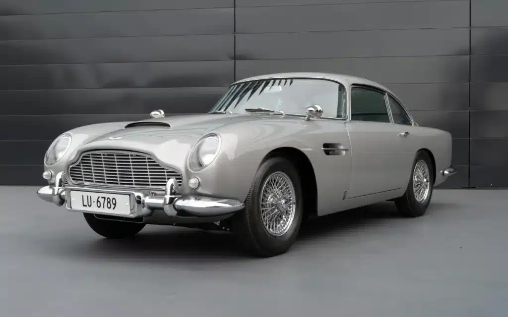 Aston Martin DB5 Goldfinger Continuation SBX Cars James Bond