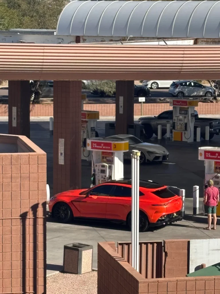 Arizona man has spotted an absurd number of amazing cars from his balcony in just a 10-week period