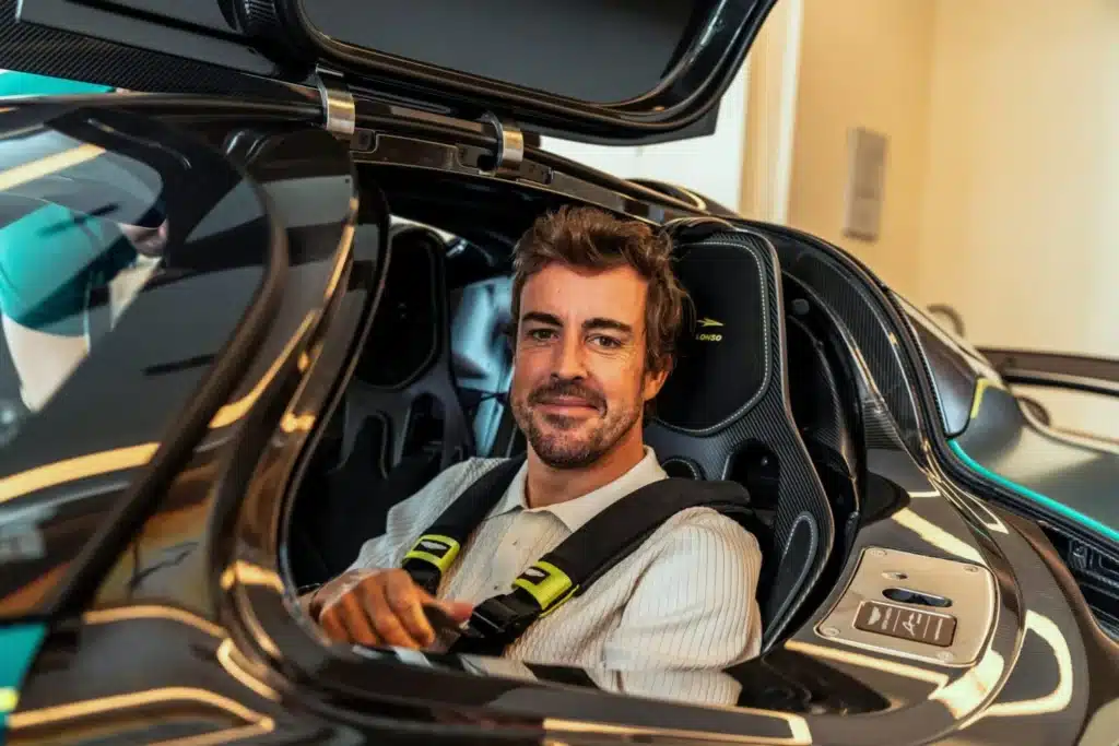 Aston Martin Valkyrie Fernando Alonso