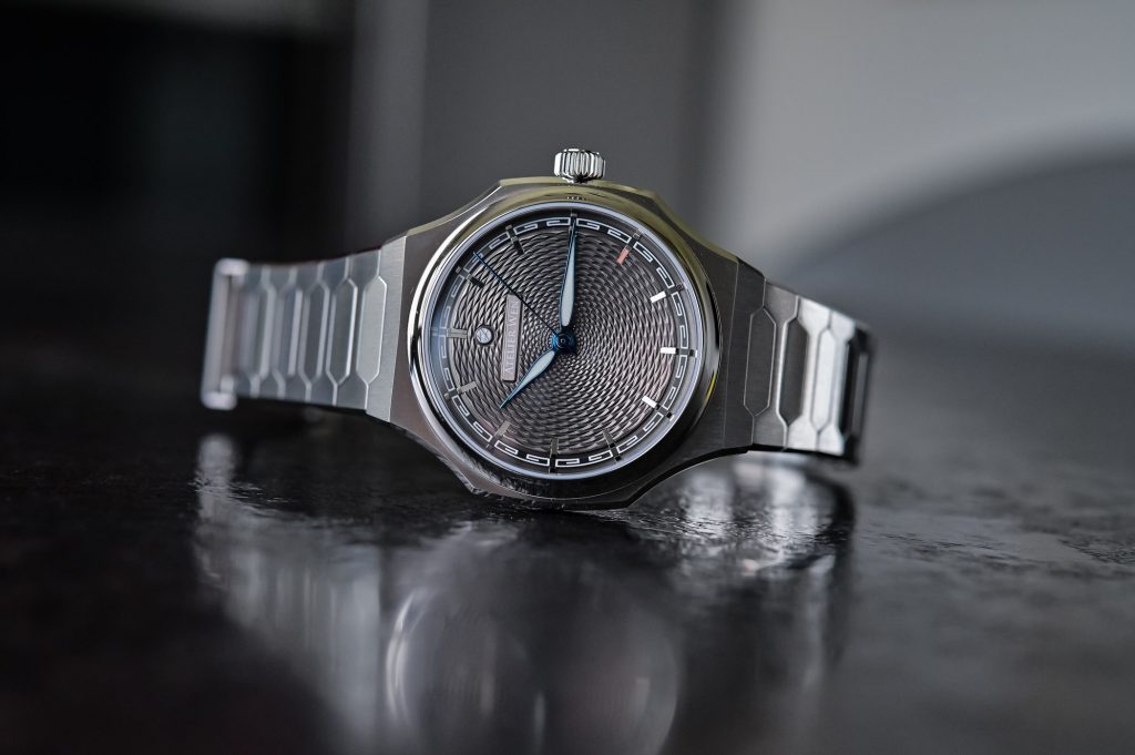 The Atelier Wen Perception with a grey dial.