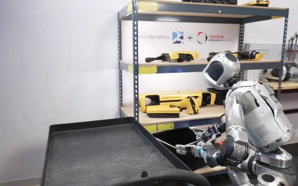 Robot from Boston achieves lifelike motion thanks to unified AI model
