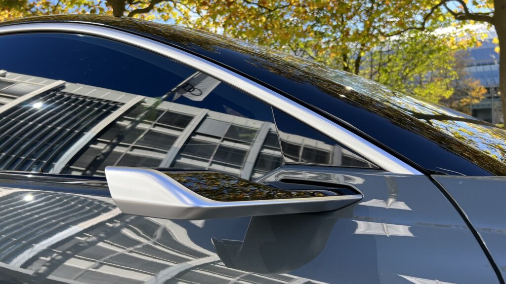 Audi A6 E-Tron Avant wing mirrors