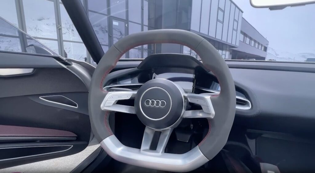 Audi E-Tron Spyder, interior