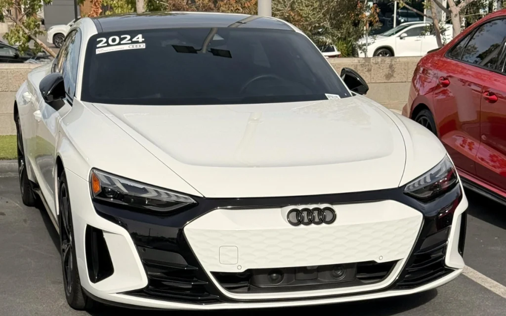 The Tesla Model X was supposed to be the upgrade, but instead it became the final straw that pushed one longtime EV fan straight into an Audi e-tron GT.