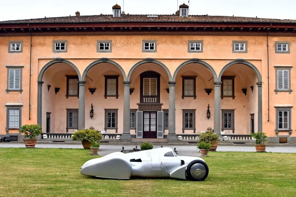 Audi just unveiled an incredible car inspired by a 1935 model from Auto Union, the brand merger that eventually became Audi