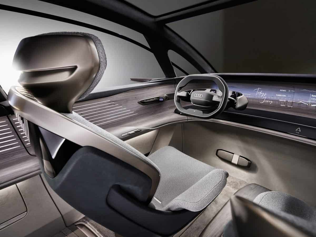 The steering wheel, pedals and dashboard can be hidden in the Audi concept car.