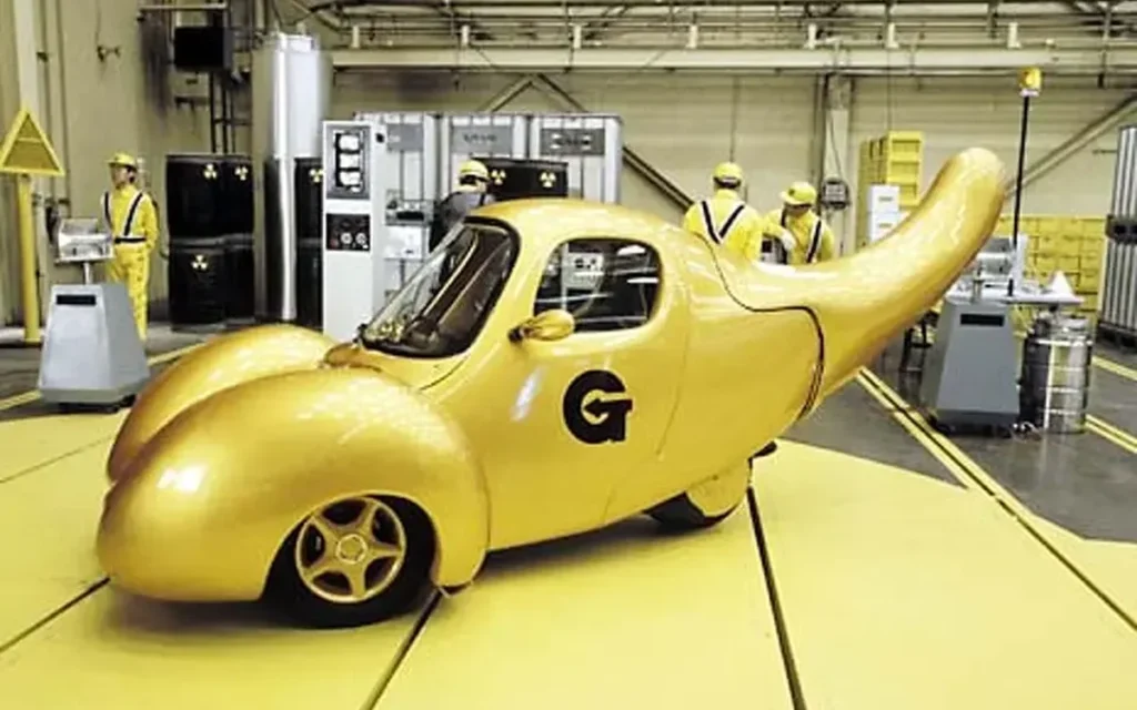 Car fanatics have found one of the three-wheeled ‘jellybean’ Austin Powers cars - a Myers Motors NmG - and its funky design is turning heads