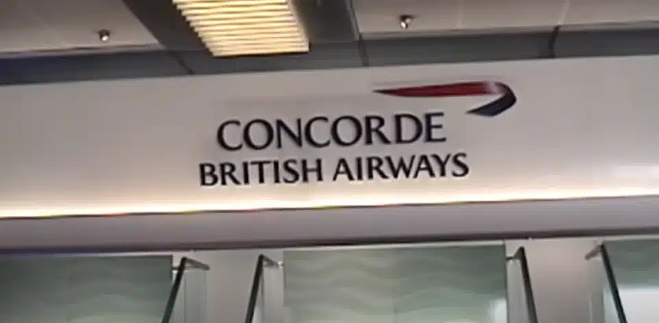 Passenger films his entire Concorde journey from check-in to arrival and captures sound barrier wave on camera