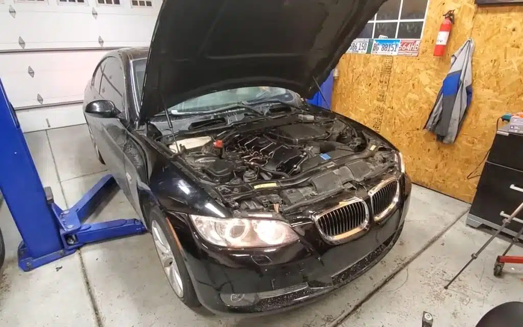 Stranger gave this guy a BMW 335i 3 Series for completely free because it was broken and he fixed it for $450