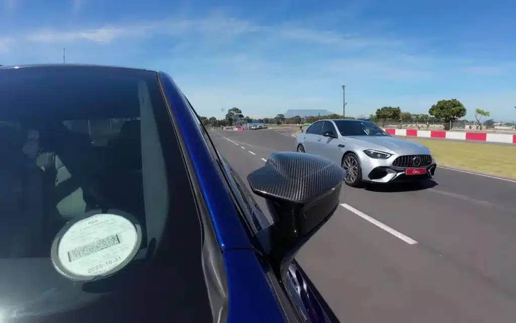 BMW M5 beats Mercedes AMG in drag race