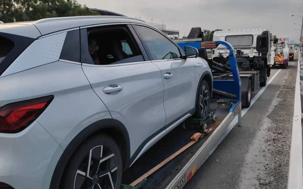 This BYD Atto 3 driver was left shellshocked after his car randomly performed an emergency brake on a highway, but company officials acted fast to compensate