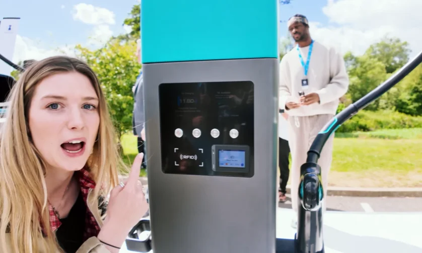 Woman visits BYD's Flash EV charging station and personally times how long it takes to charge a car to see if the 5-minute claim is true