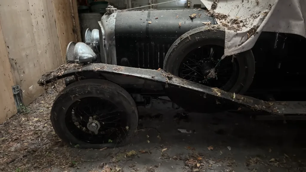 Man explores abandoned property and uncovers a rare car worth over $1M hiding in a barn