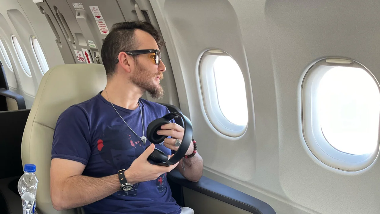 Man reveals surreal experience on a 44-seat Airbus A319 with only 12 passengers after massive delays