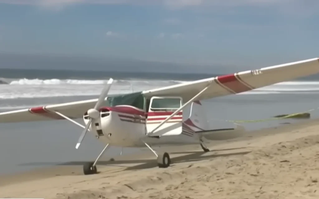 This pilot managed to pull off an incredible landing on Mission Beach in San Diego - and he did it with just 10 feet of hard sand