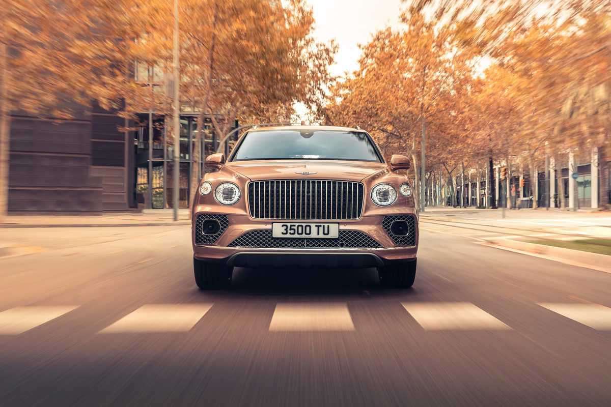 A front-on angle of the Bentley's new SUV.