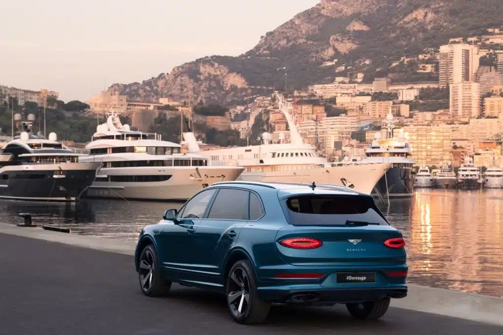 Bentley Bentayga Azure Riviera