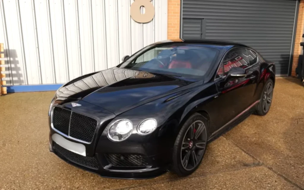 Man fixes crash-damaged Bentley in 24 hours then takes it to WeBuyAnyCar for valuation and receives surprising offer