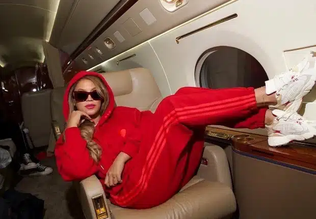 Beyonce private jet