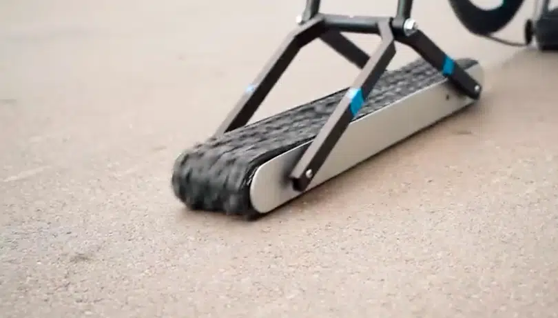 The wheelless bike tracks in action