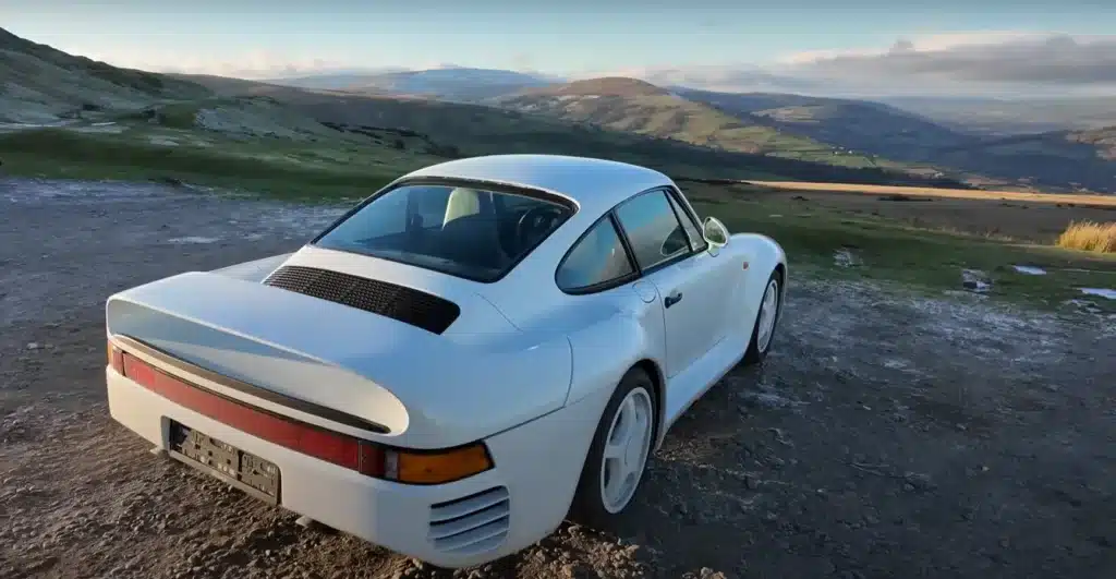 Bill Gates paid $28 fine every day for 13 years to get his hands on a Porsche 959