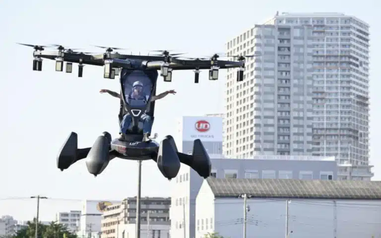 Bizarre flying car jet pack hybrid takes off in Tokyo