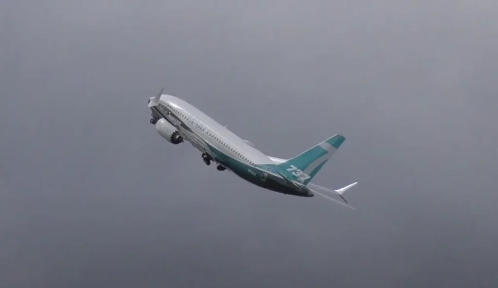 Boeing fast rotation and vertical climb