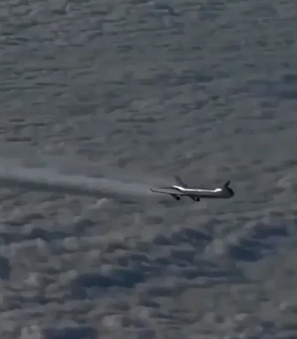 A Boeing 747 glides above the clouds in one of aviation’s most breathtaking sights