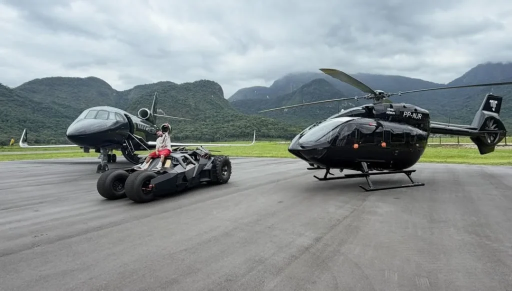Brazilian soccer legend Neymar Jr just spent around $65 million (give or take) on a fleet of Batman-themed vehicles, including the iconic Batman Tumbler - the Batmobile from The Dark Knight