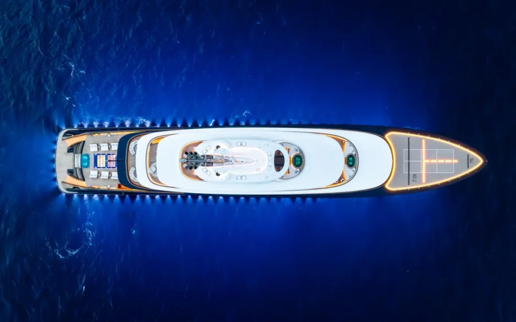 Bill Gates once made waves when he commissioned a hydrogen-powered superyacht, the Breakthrough