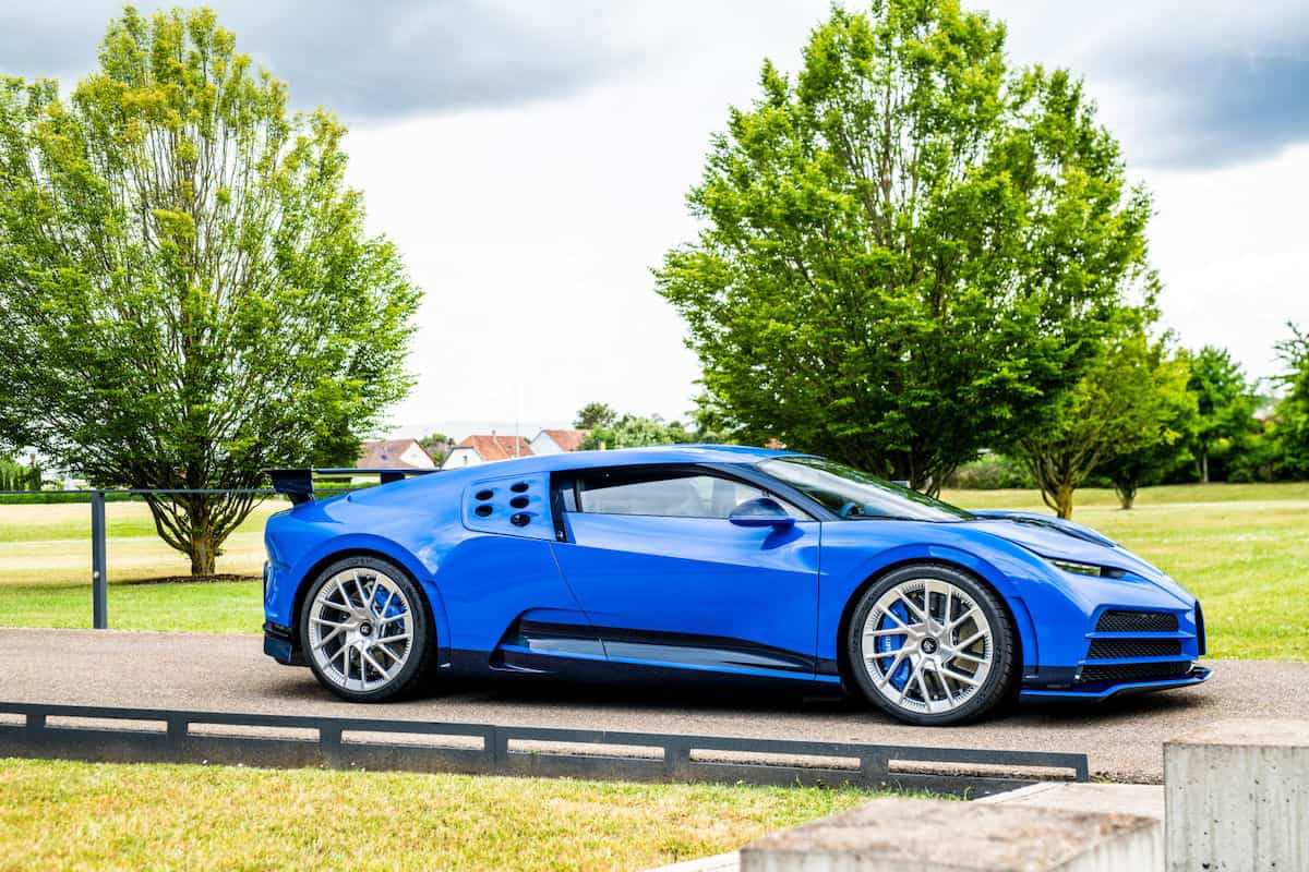 Side view of the Bugatti Centodieci