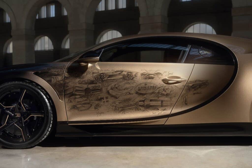Bugatti Chiron Golden era, driver side