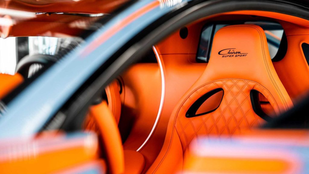 Bugatti Chiron Super Sport blue and orange interior