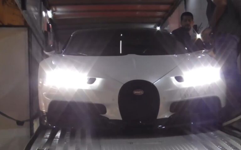 Under cover of darkness at midnight a $2.5 million Bugatti Chiron supercar was delivered in London