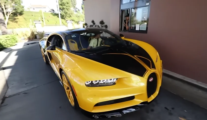 17-year-old goes to the DMV to take his driver's test in a Bugatti Chiron in the ultimate flex