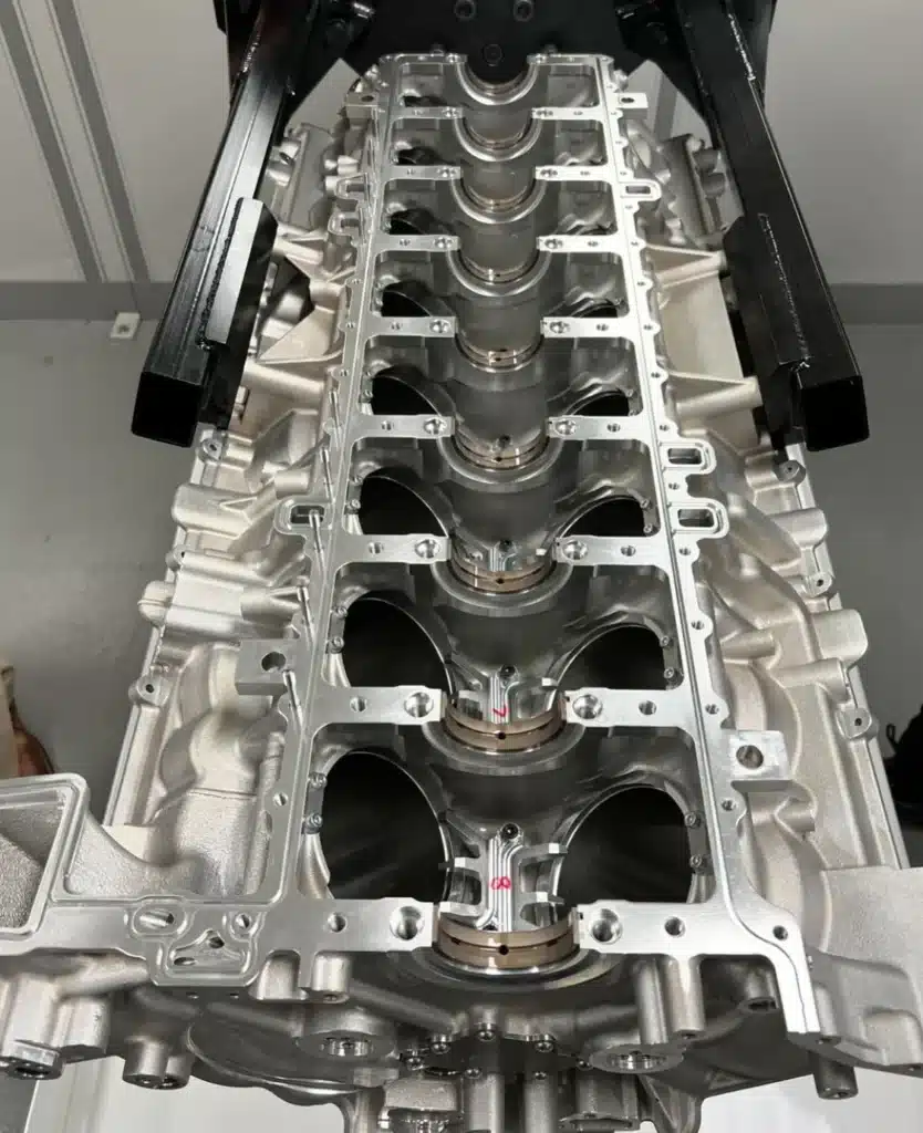 Bugatti V16 powertrain