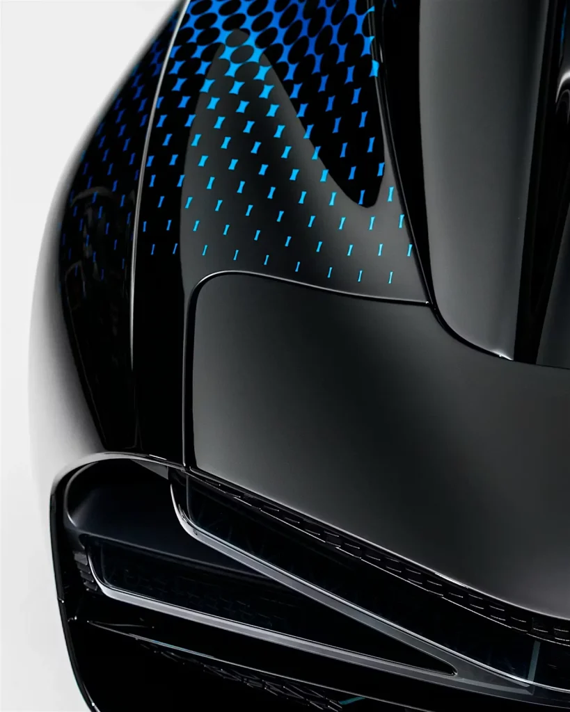 Bugatti just unveiled a new Sur Mesure one-off, a gorgeous W16 Mistral inspired by bugs