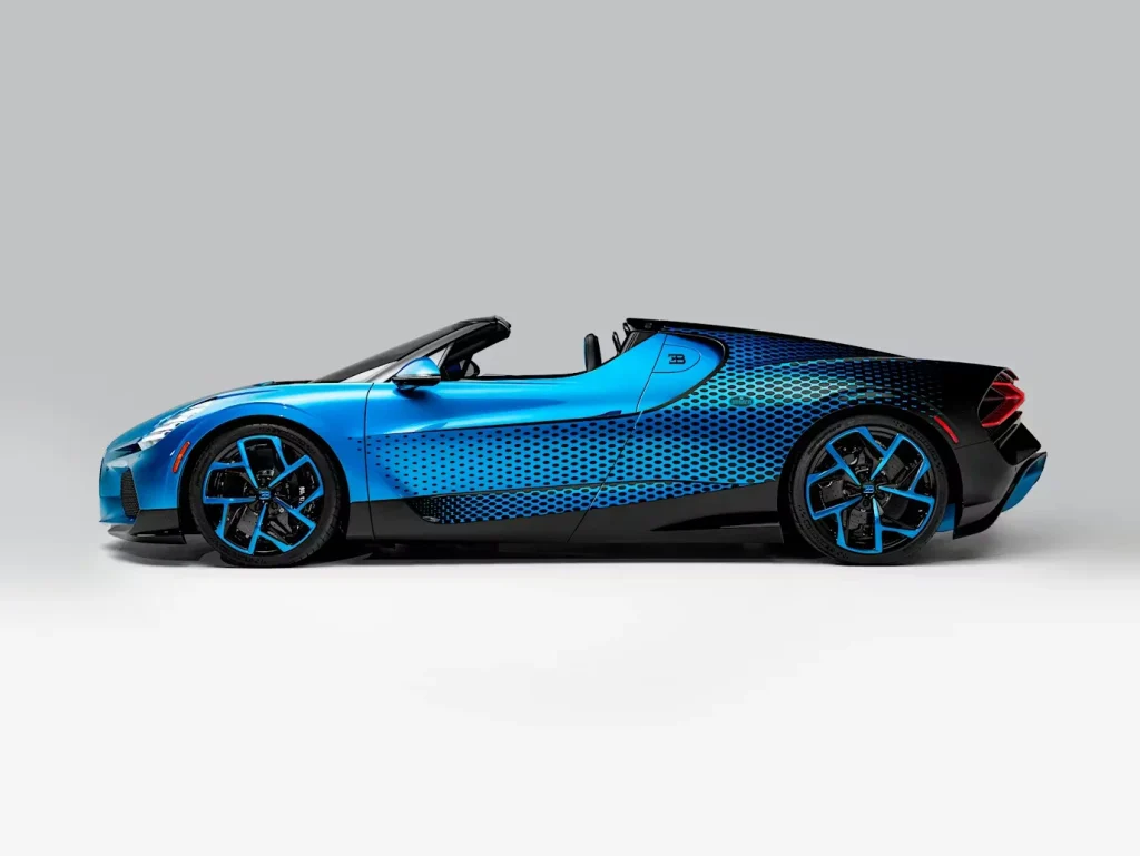 Bugatti just unveiled a new Sur Mesure one-off, a gorgeous W16 Mistral inspired by bugs