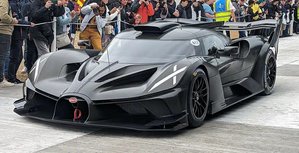 Guy in awe as Bugatti Bolide's brakes reach twice the temperature of Venus as it goes round the Nürburgring