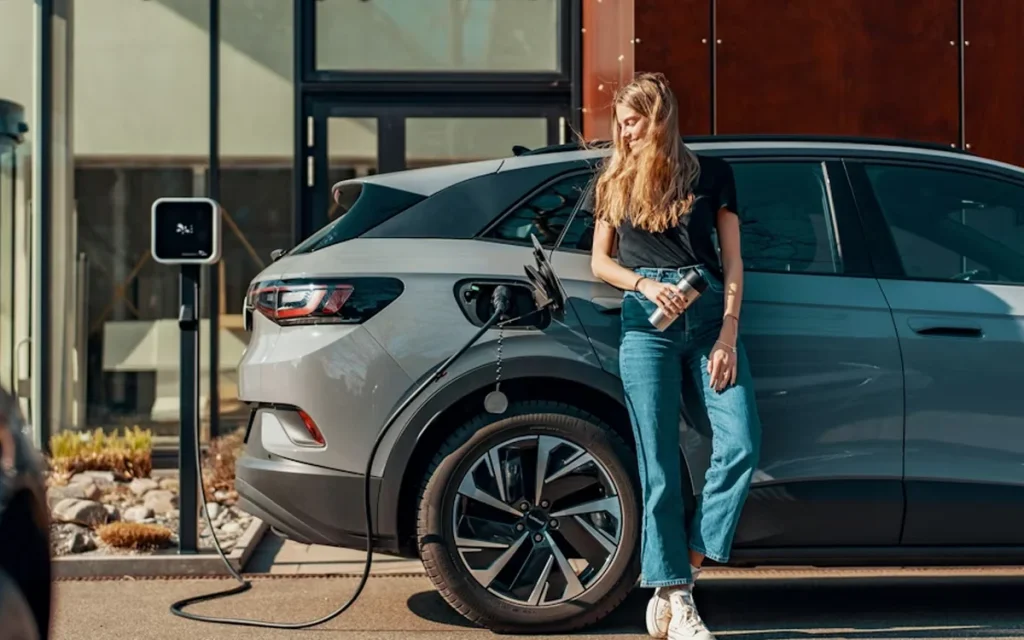 The biggest EV battery maker in the world, CATL, has claimed that its new battery boasts 1,120,000 miles of ultra-fast charging while barely degrading