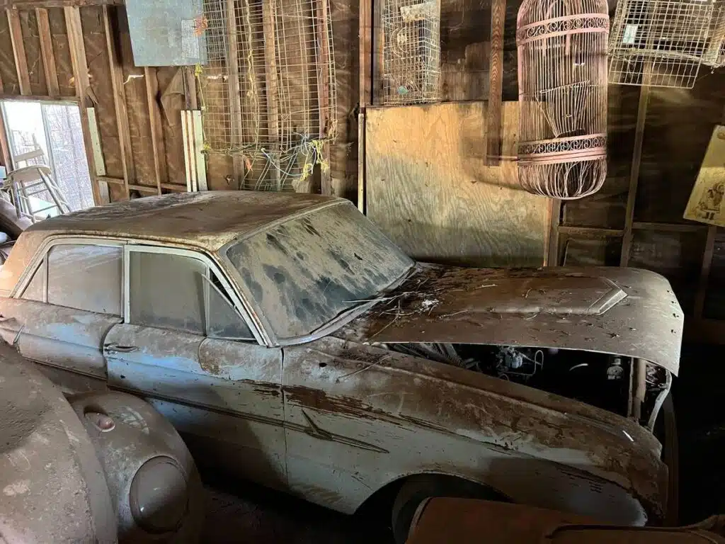 Classic cars barn find