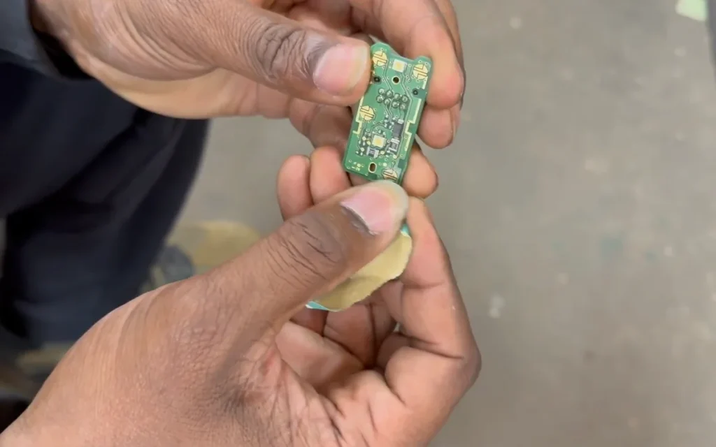 After fixing a decade-old electric car, this man revealed how a simple bit of sandpaper revived a dead Cadillac ELR worth $80,000