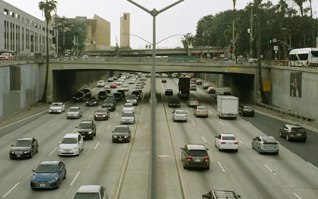 EV drivers will no longer be able to use the carpool lane, as the California free-ride sticker program ends