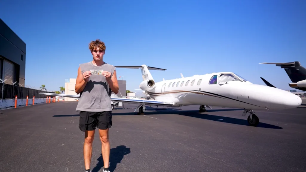 Man goes to one of the richest towns in America to see if he can make $1,000 in four days from going through millionaire's junk