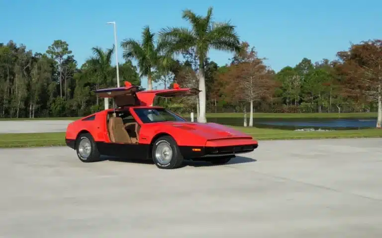Once upon a time, Canada almost had a mighty muscle car to take on American icons, but the Bricklin SV-1 is now almost completely forgotten