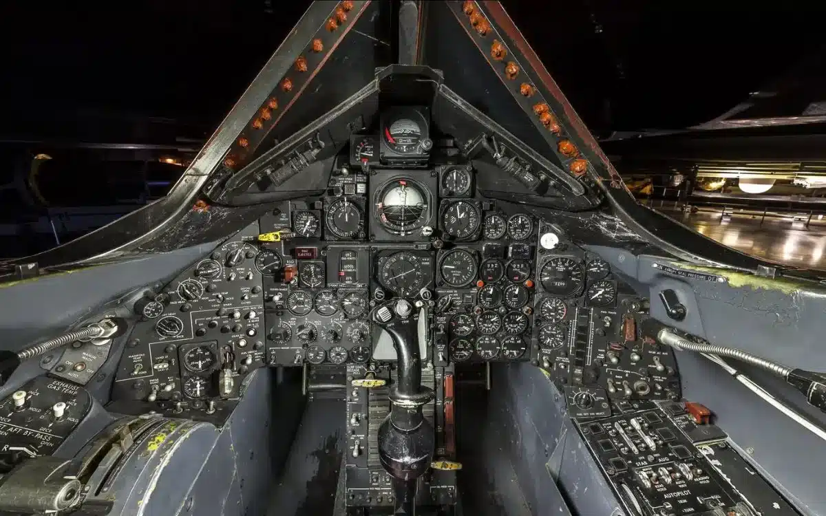 SR-71 Blackbird cockpit