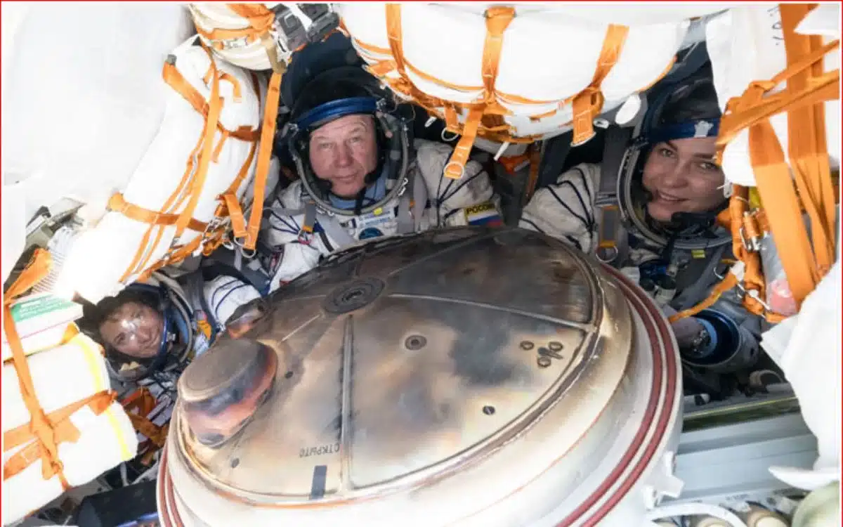 ISS crew return to Earth and are extracted from capsule in incredible footage