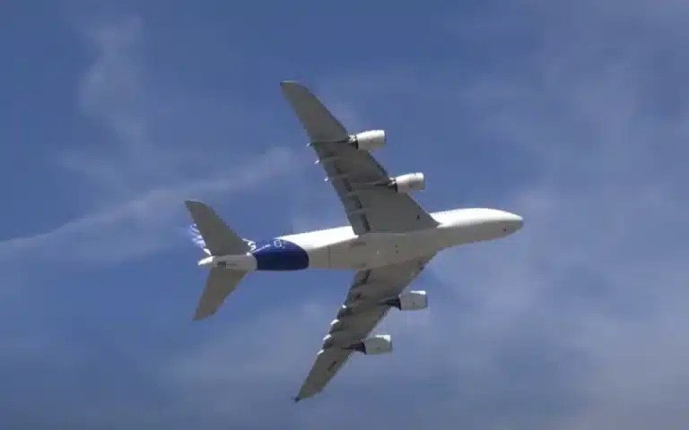 A380 Airbus does wild acrobatic stunts for large aircraft