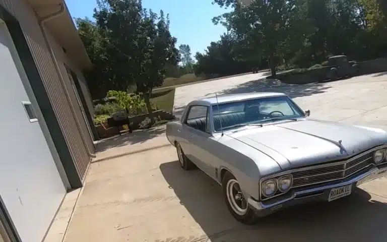 Guy surprises dad by renewing engine of 1966 Buick Skylark