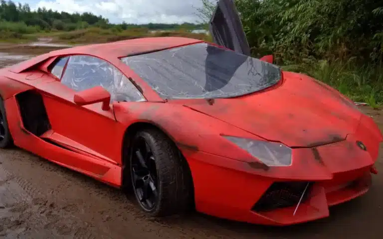 Lamborghini Aventador pulled from water and miracle happens